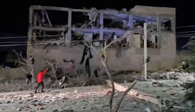 ئێران وەڵامی هەڕەشەكانی ترەمپ دەداتەوە و ئاگربەست رەتدەكاتەوە