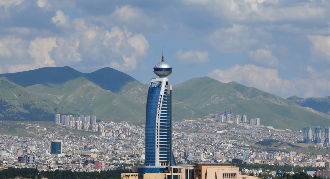 کڕینی خانوو و شوقە لەلایەن هاووڵاتییانی عەرەب و بیانی لە سلێمانی؛ یاسا و دەستوور چی دەڵێت؟